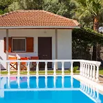 Apartment Dimitris &
