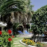 Dimitris & Apartment Frinion