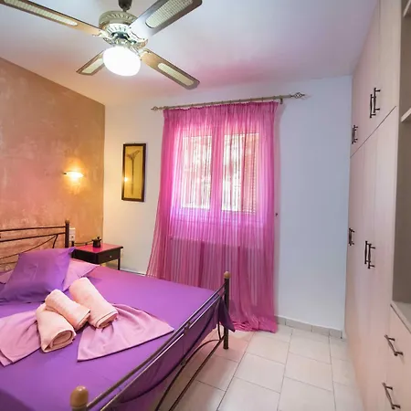 Apartment Dimitris &