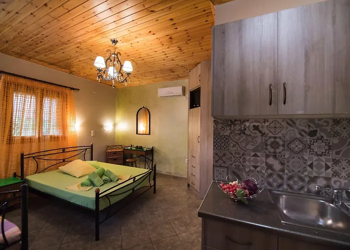 Dimitris & * Frínion