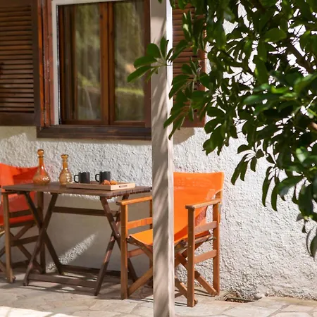 Dimitris & アパート *