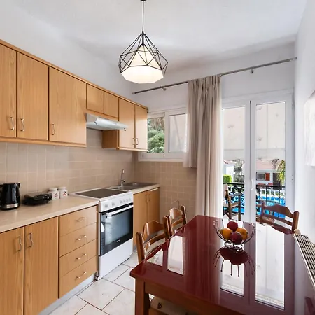 アパート Dimitris & Frínion