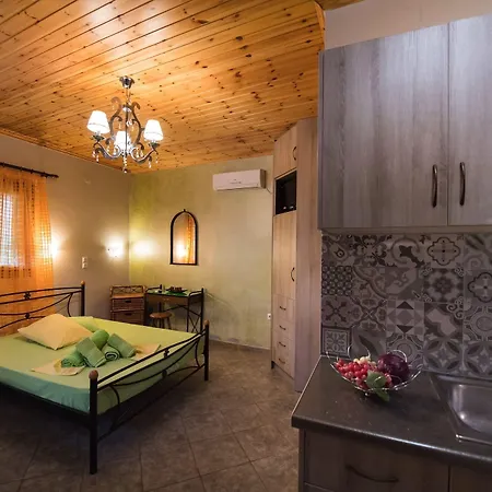 Dimitris & * Frínion