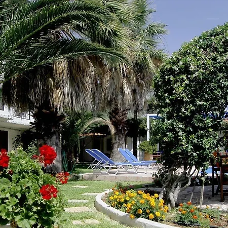 Dimitris & アパート Frínion