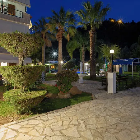 アパート Dimitris &