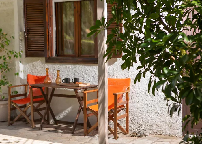 Dimitris & Apartment *