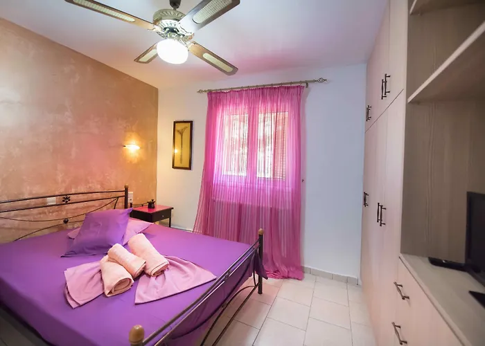 Apartment Dimitris &