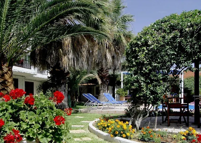 Dimitris & Apartment Frinion